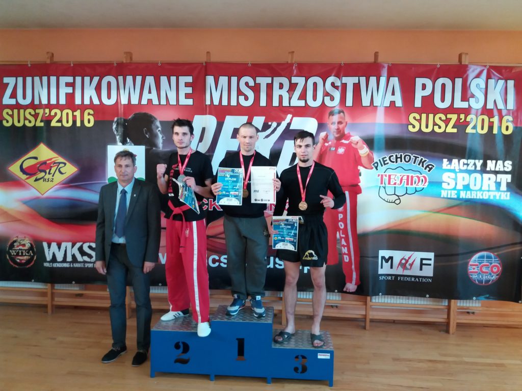 piotrek podium